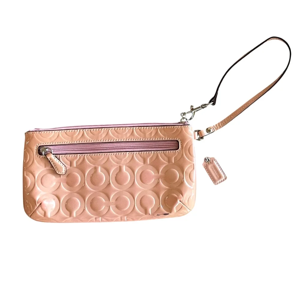 COACH F49883 OP Art Go-Go Pink Tulle Patent Leather Embossed Zip Wristlet Wallet